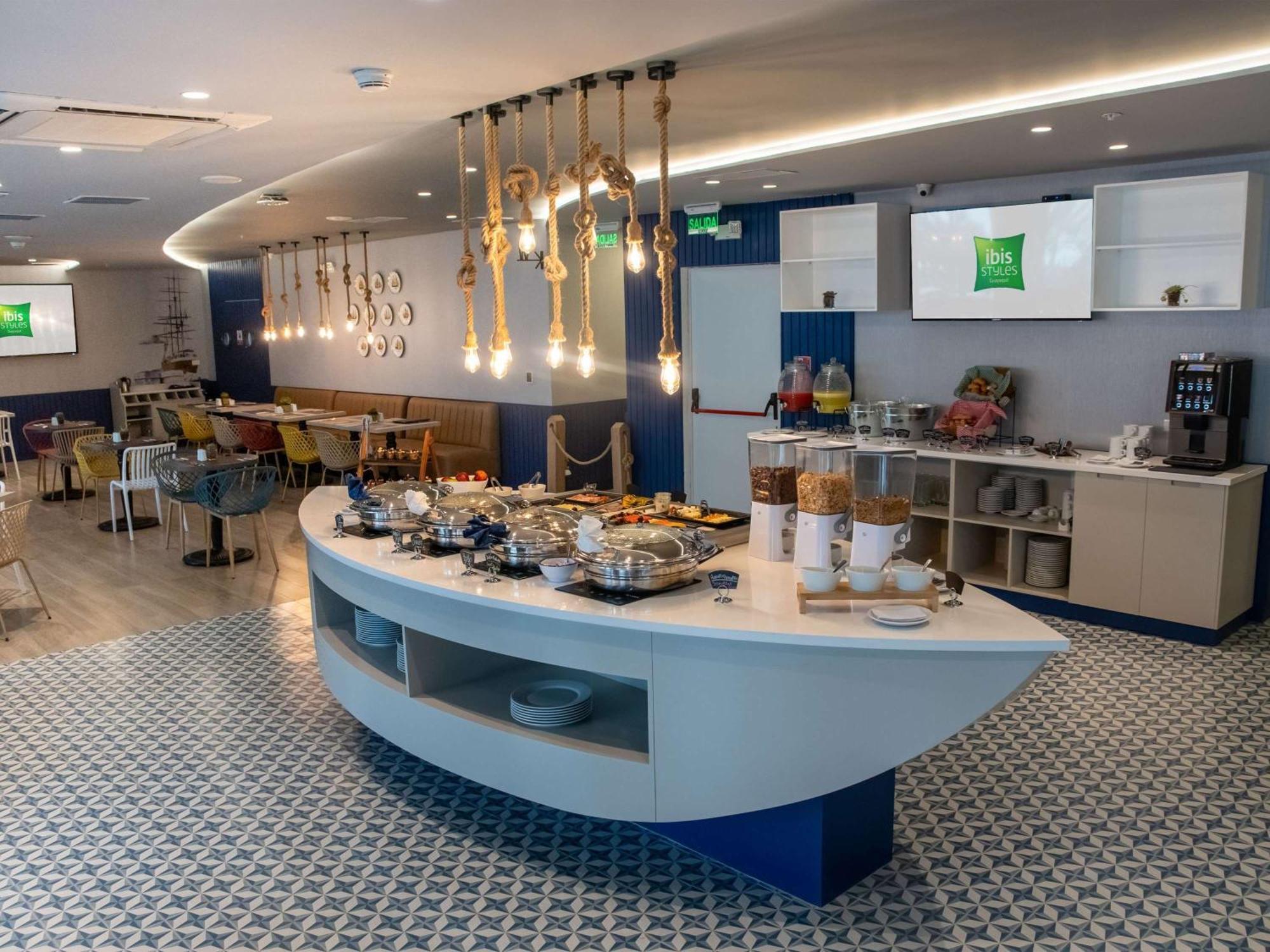 Ibis Styles El Malecon Guayaquil Hotel Exterior photo