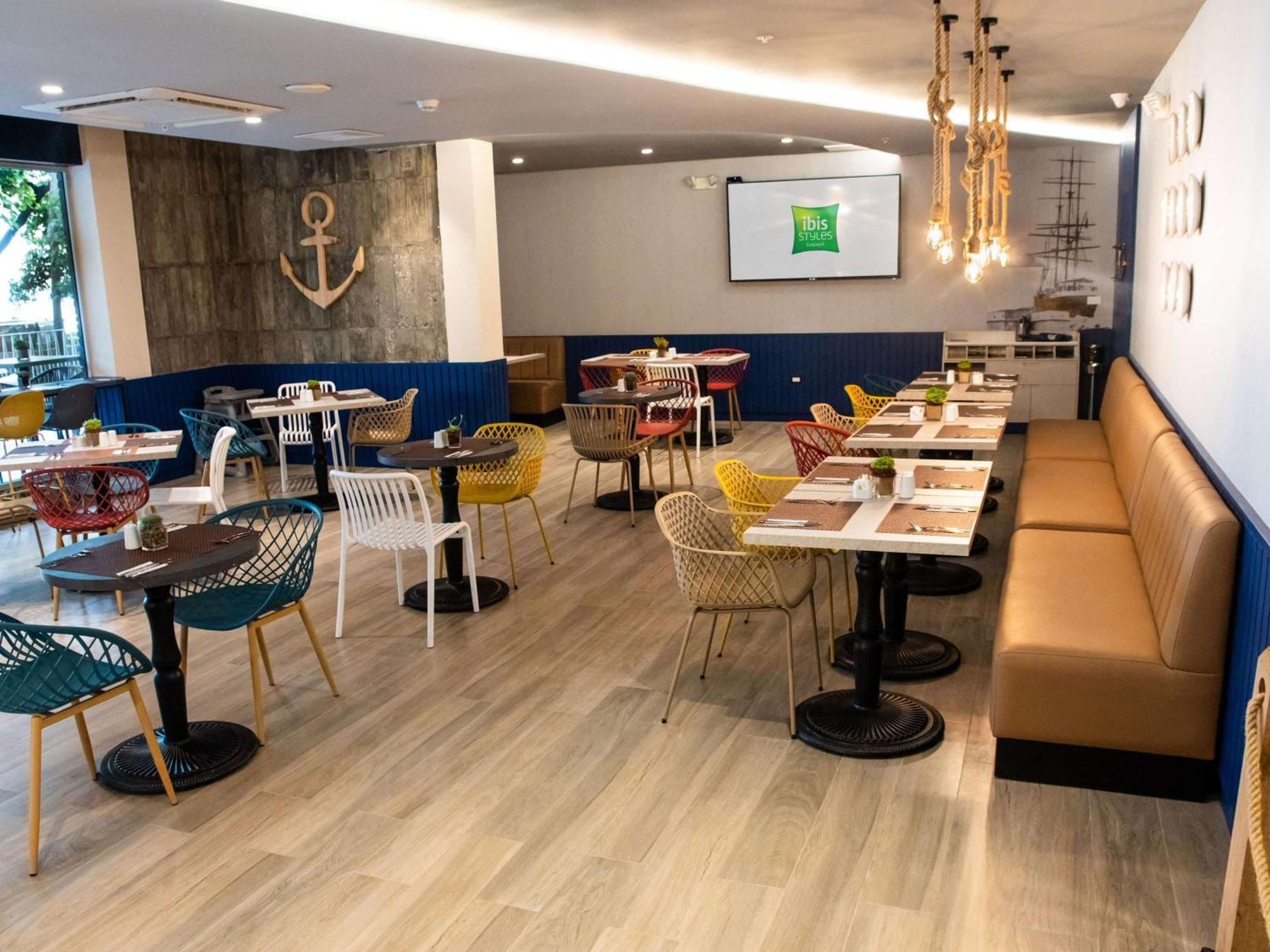 Ibis Styles El Malecon Guayaquil Hotel Exterior photo